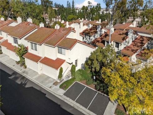 804  Creekside Dr #56  , Fullerton, CA