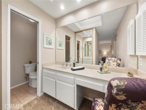 119  Helen  , Fullerton, CA