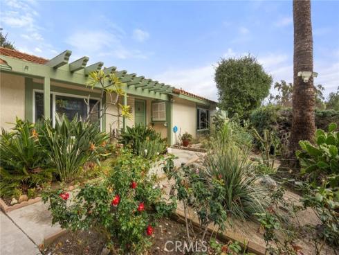 119  Helen  , Fullerton, CA