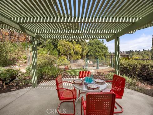 119  Helen  , Fullerton, CA