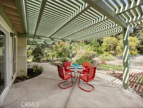 119  Helen  , Fullerton, CA