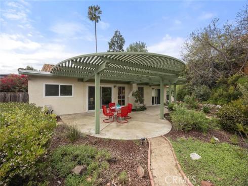 119  Helen  , Fullerton, CA