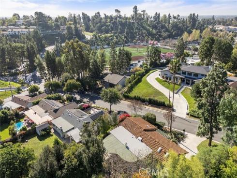 119  Helen  , Fullerton, CA