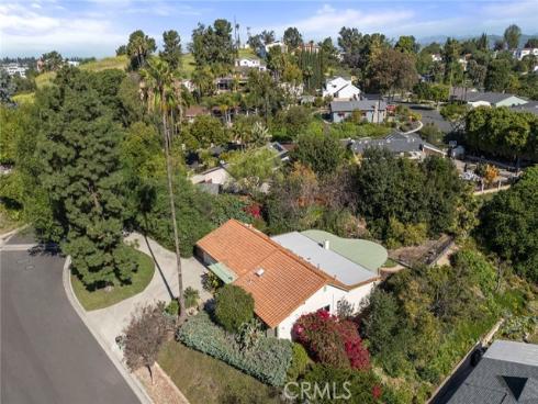 119  Helen  , Fullerton, CA