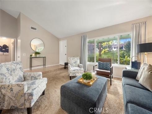 119  Helen  , Fullerton, CA