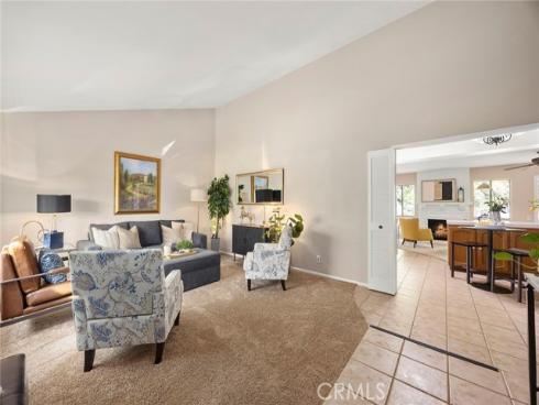 119  Helen  , Fullerton, CA