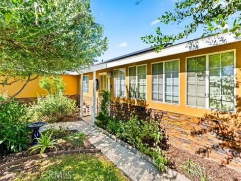 2009 W Oak  , Fullerton, CA