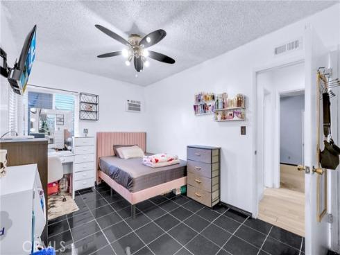 1510 W Orangethorpe  , Fullerton, CA