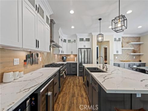 465  Periwinkle  , Fullerton, CA