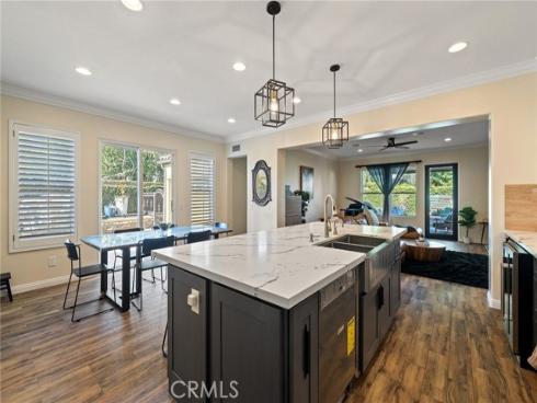 465  Periwinkle  , Fullerton, CA