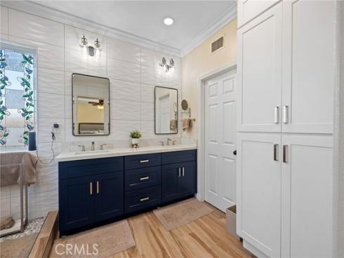 465  Periwinkle  , Fullerton, CA