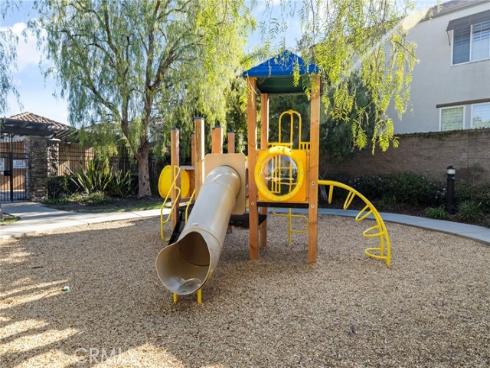 465  Periwinkle  , Fullerton, CA