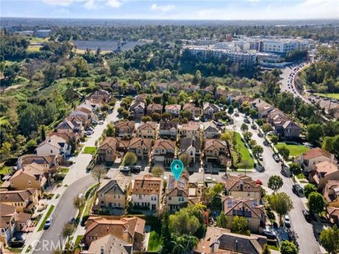 465  Periwinkle  , Fullerton, CA