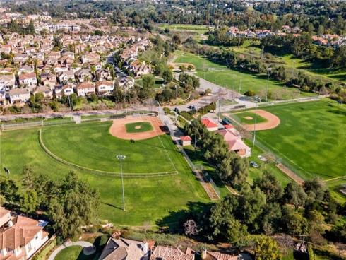 465  Periwinkle  , Fullerton, CA