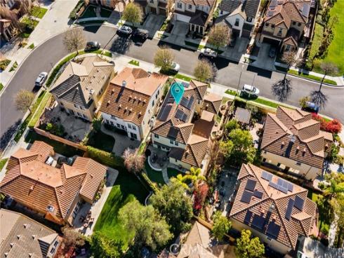 465  Periwinkle  , Fullerton, CA