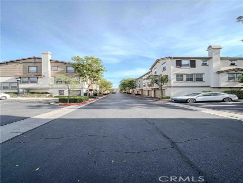 2090  Arnold  , Fullerton, CA