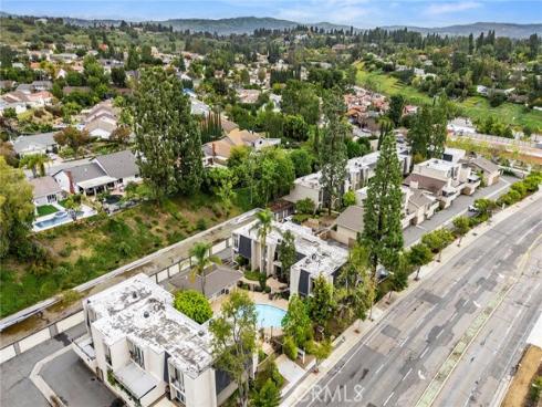 1115  Rosecrans  , Fullerton, CA