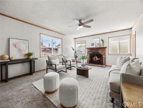 1836 W Southgate  , Fullerton, CA