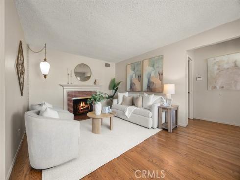 1836 W Southgate  , Fullerton, CA