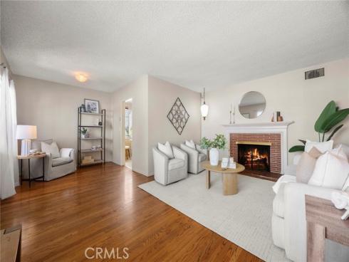 1836 W Southgate  , Fullerton, CA