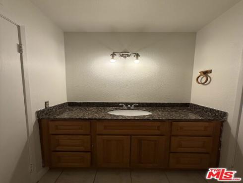 2351  Sutter  242  Way, Fullerton, CA