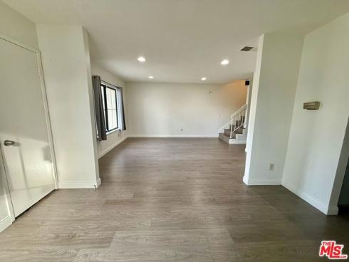 2351  Sutter  242  Way, Fullerton, CA