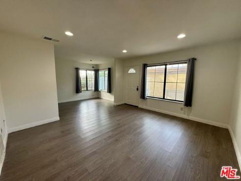 2351  Sutter  242  Way, Fullerton, CA