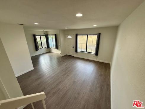 2351  Sutter  242  Way, Fullerton, CA