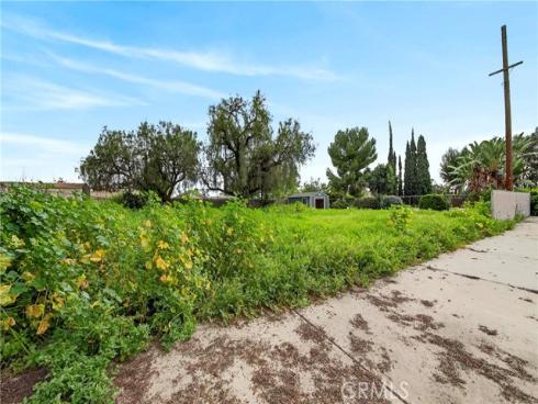 910 W Valencia Mesa  , Fullerton, CA