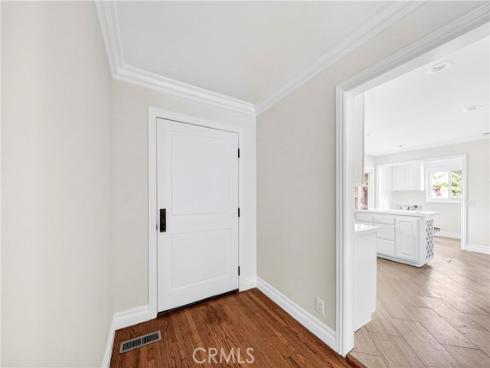 910 W Valencia Mesa  , Fullerton, CA