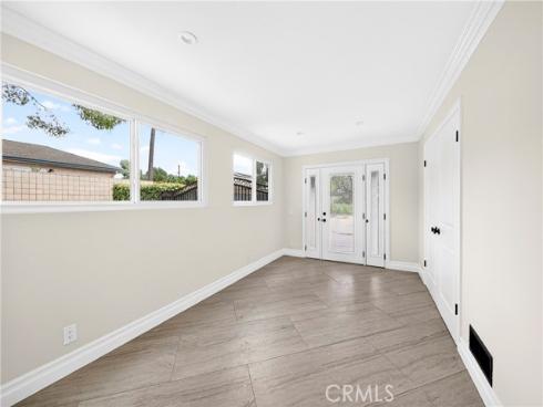 910 W Valencia Mesa  , Fullerton, CA