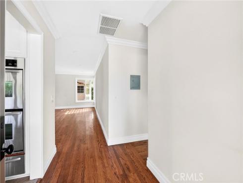 910 W Valencia Mesa  , Fullerton, CA