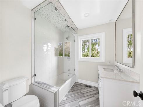 910 W Valencia Mesa  , Fullerton, CA