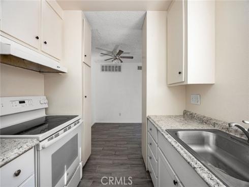 2900  Madison  C21  Avenue, Fullerton, CA