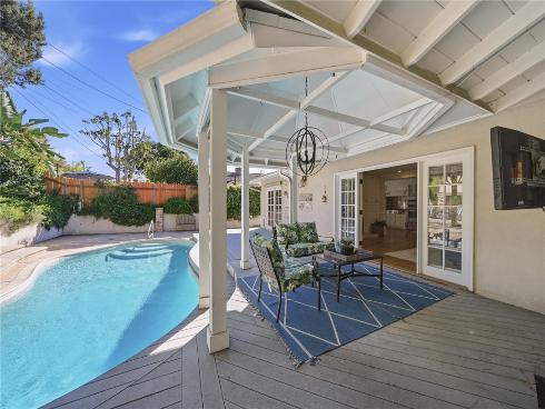 806  Adlena  , Fullerton, CA