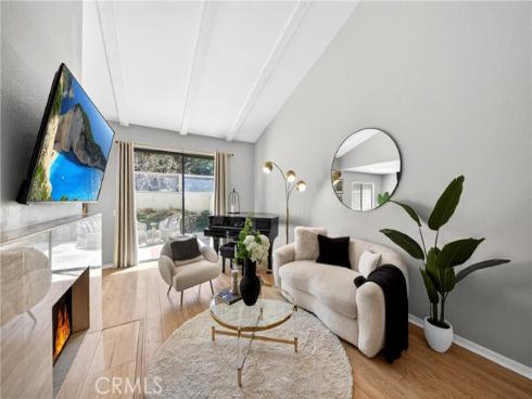 904  Whitewater  6 , Fullerton, CA