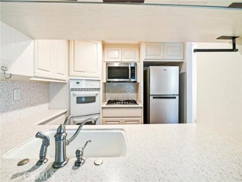 518  Blue Water  , Fullerton, CA