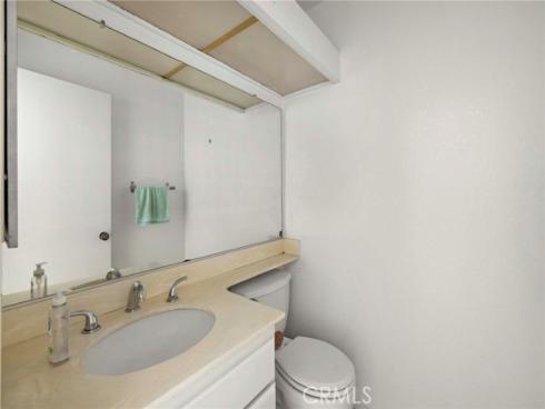 921  Creekside Dr  , Fullerton, CA