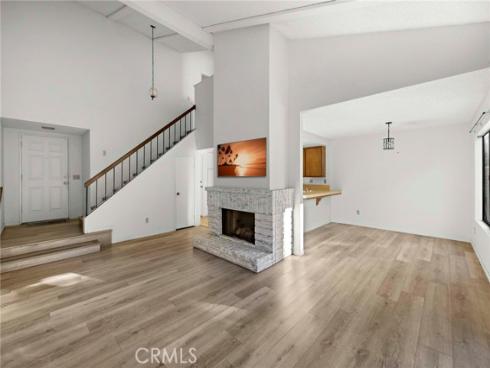 921  Creekside Dr  , Fullerton, CA