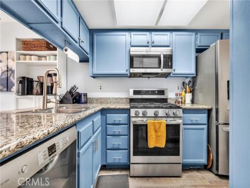 2410 W Orangethorpe  6 , Fullerton, CA