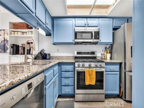 2410 W Orangethorpe  6 , Fullerton, CA