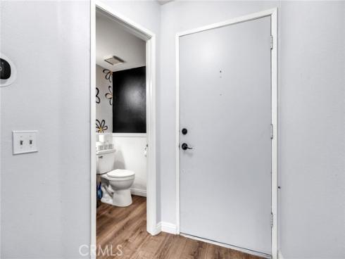 2410 W Orangethorpe  6 , Fullerton, CA