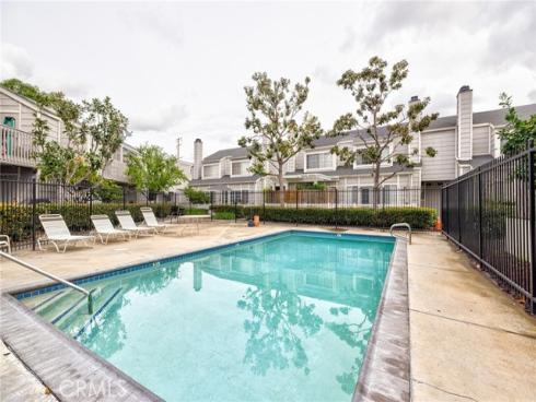 2410 W Orangethorpe  6 , Fullerton, CA