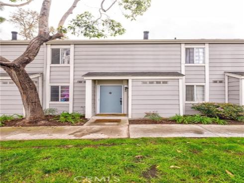 2410 W Orangethorpe  6 , Fullerton, CA