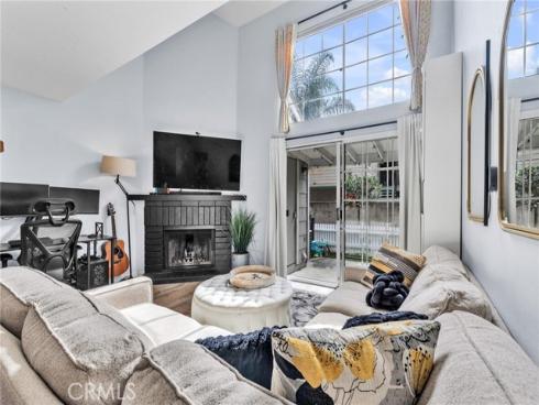 2410 W Orangethorpe  6 , Fullerton, CA