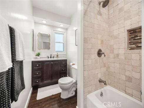 804  E Glenwood  , Fullerton, CA