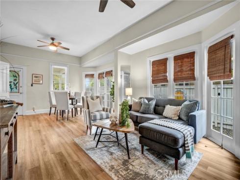 151 N Lincoln  , Fullerton, CA