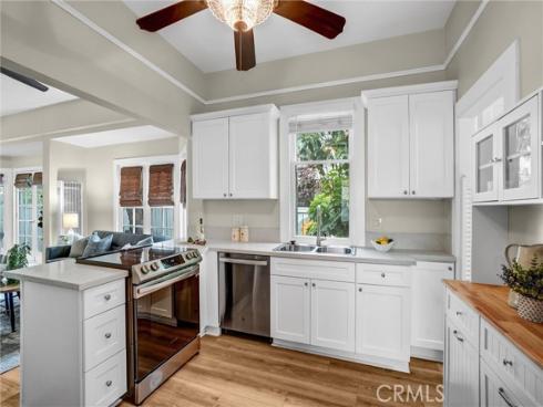 151 N Lincoln  , Fullerton, CA