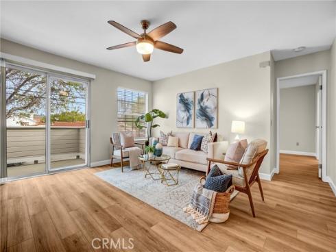 151 N Lincoln  , Fullerton, CA