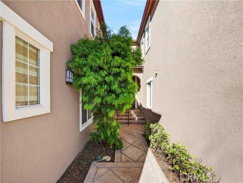 1216  Mcfadden  , Fullerton, CA